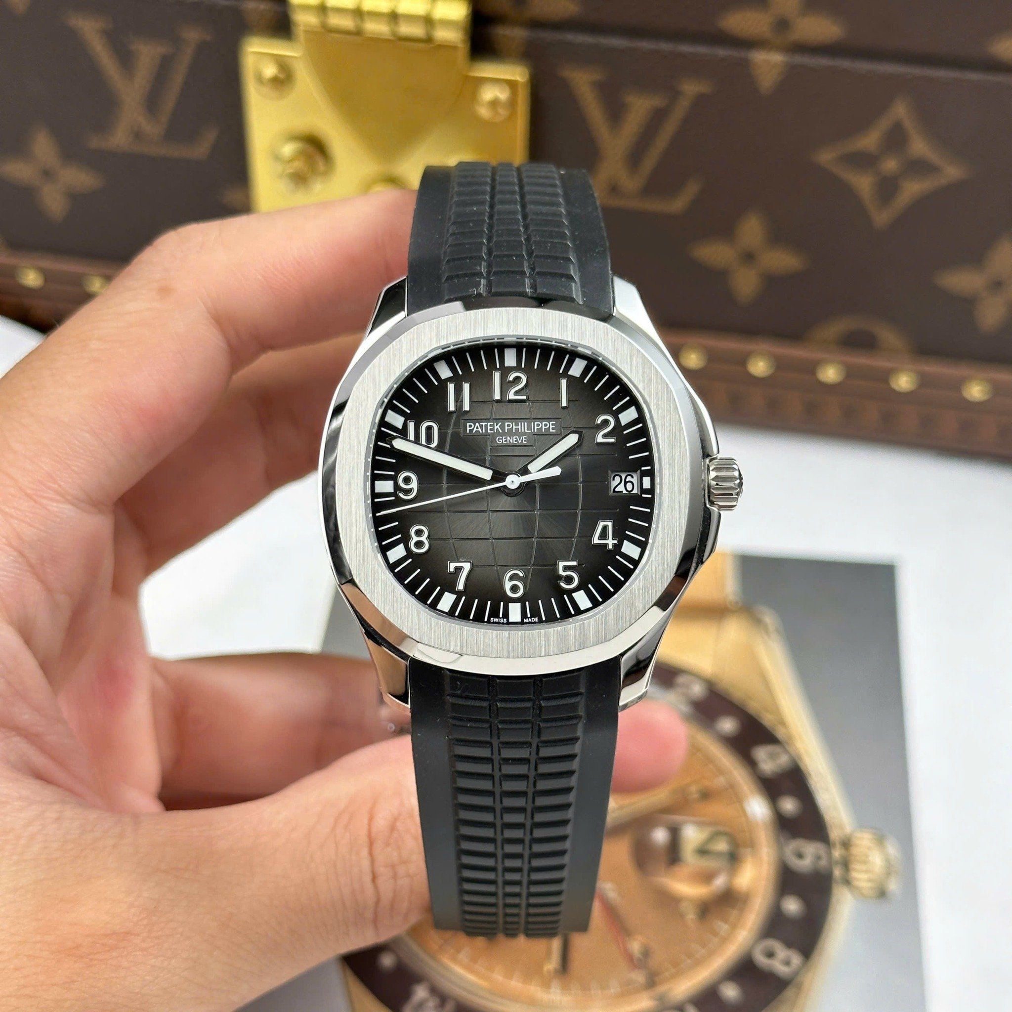 patek philippe aquanaut 40mm schwarz rubber strap patek philippe aquanaut 40mm schwarz rubber strap